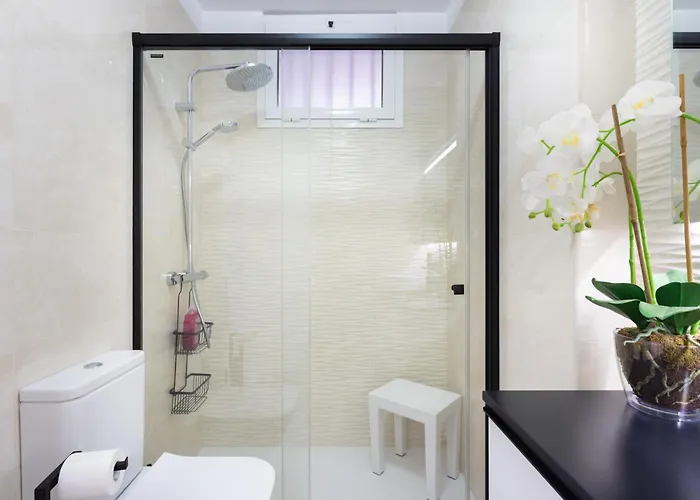 Home2book Breathtaking Ocean Views Apt,