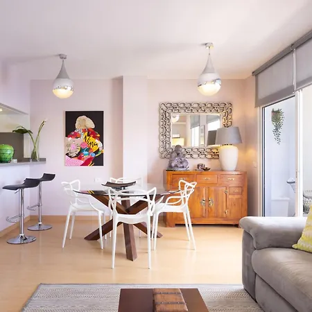 Home2book Breathtaking Ocean Views Apt,