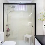 Home2book Breathtaking Ocean Views Apt,