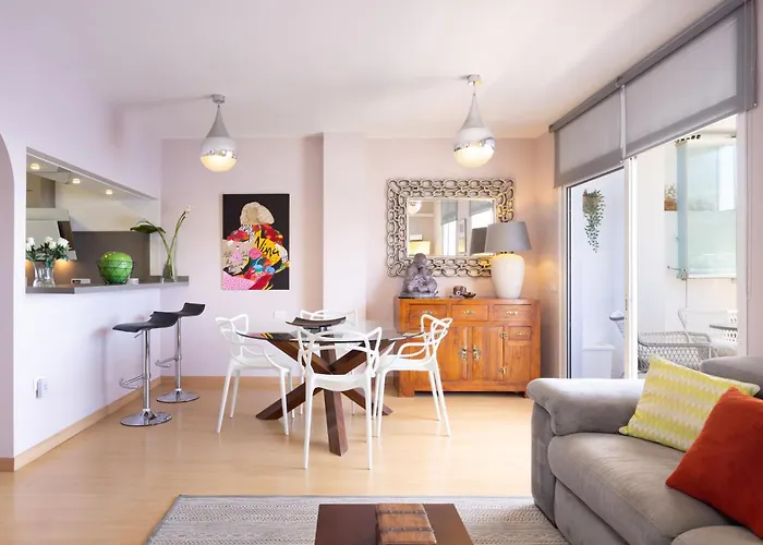 Home2book Breathtaking Ocean Views Apt,