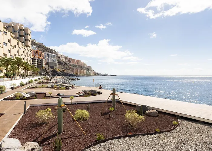 Home2book Breathtaking Ocean Views Apt, Apartment *