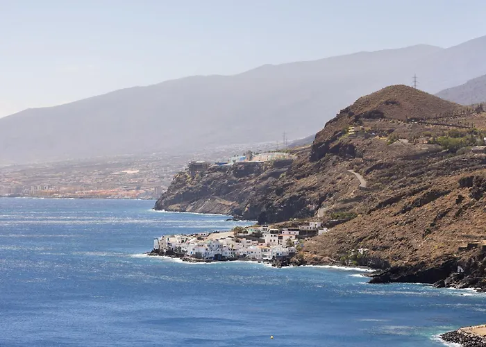 Home2book Breathtaking Ocean Views Apt, *